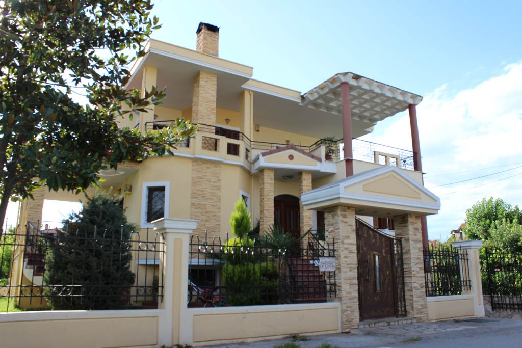 Κατασκευή διόροφης κατοικίας Οδός Λαπιθών – Καρδίτσα